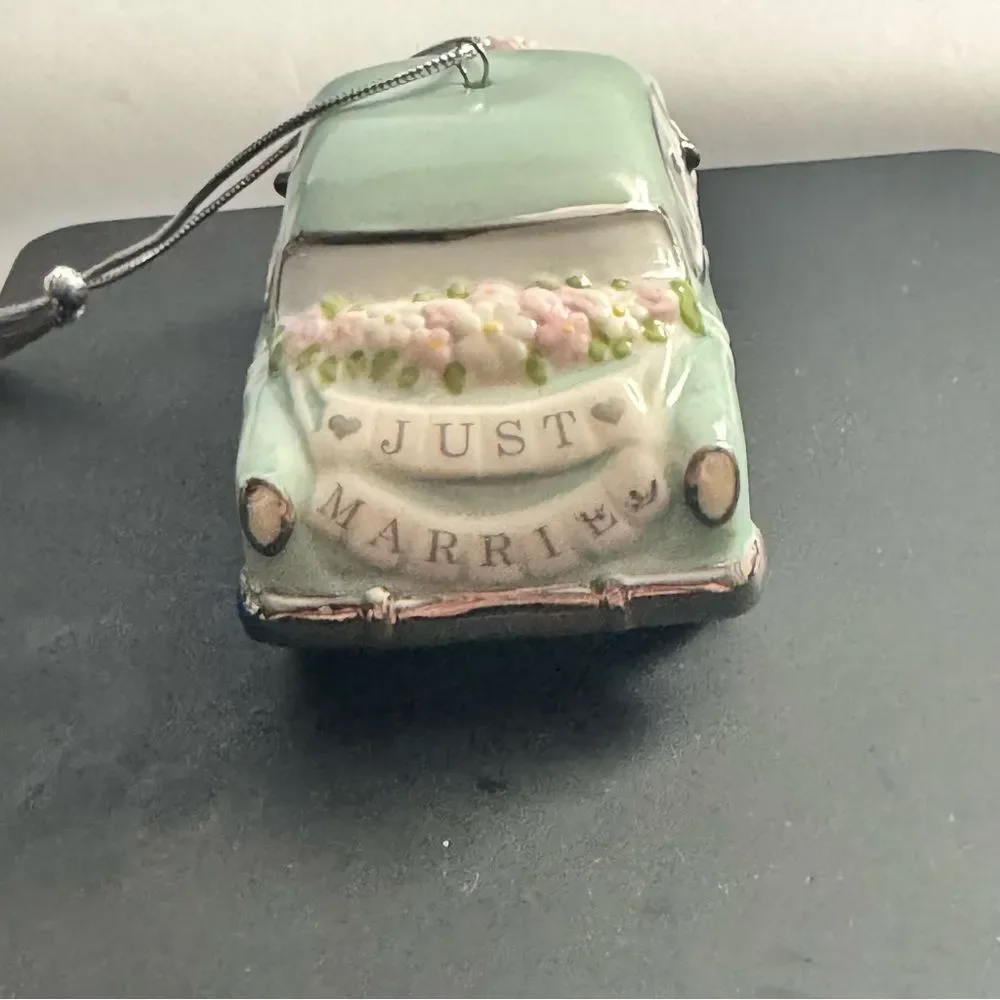 NWT Lenox 2020 Just Married Vintage Car Ornament